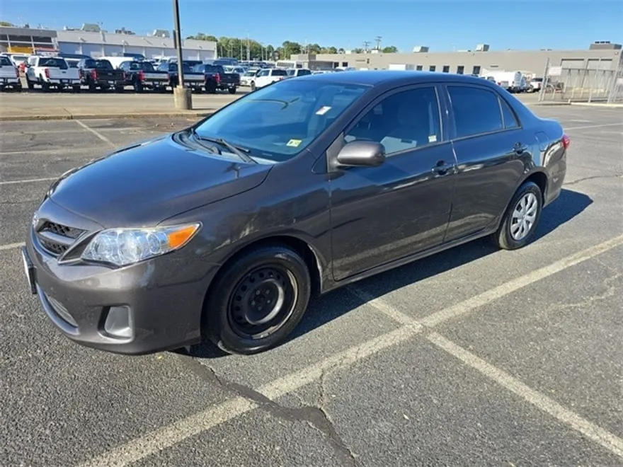 2012 Toyota Corolla L photo 1