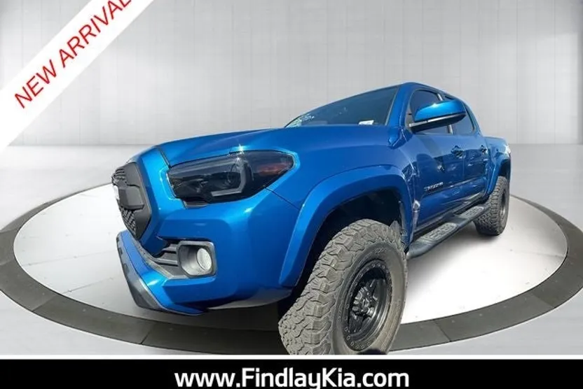 2018 Toyota Tacoma SR5 TRD Sport photo 1
