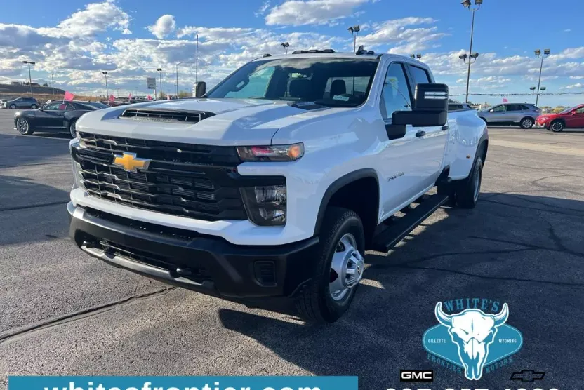 2026 Chevrolet Silverado Work Truck photo 1