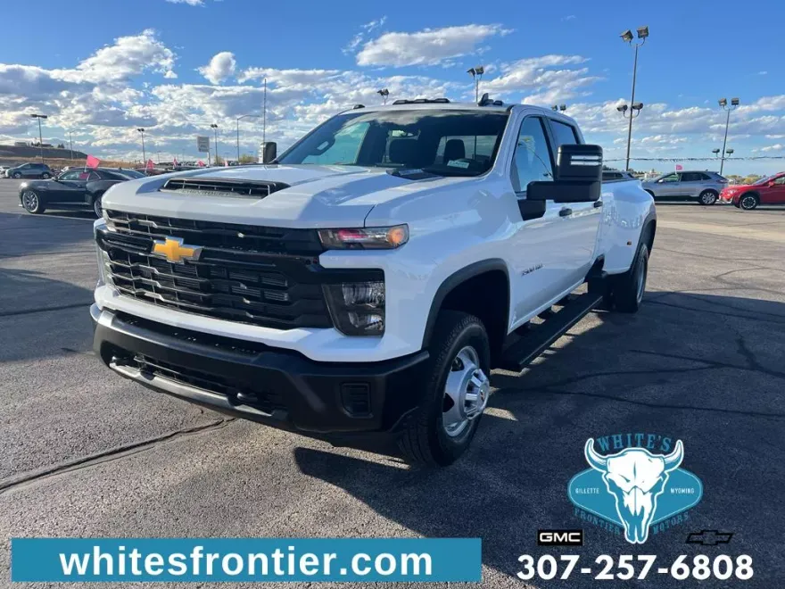 2026 Chevrolet Silverado Work Truck photo 1