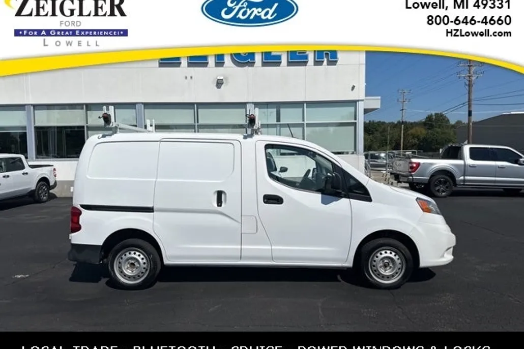 2021 Nissan NV200 S photo 1