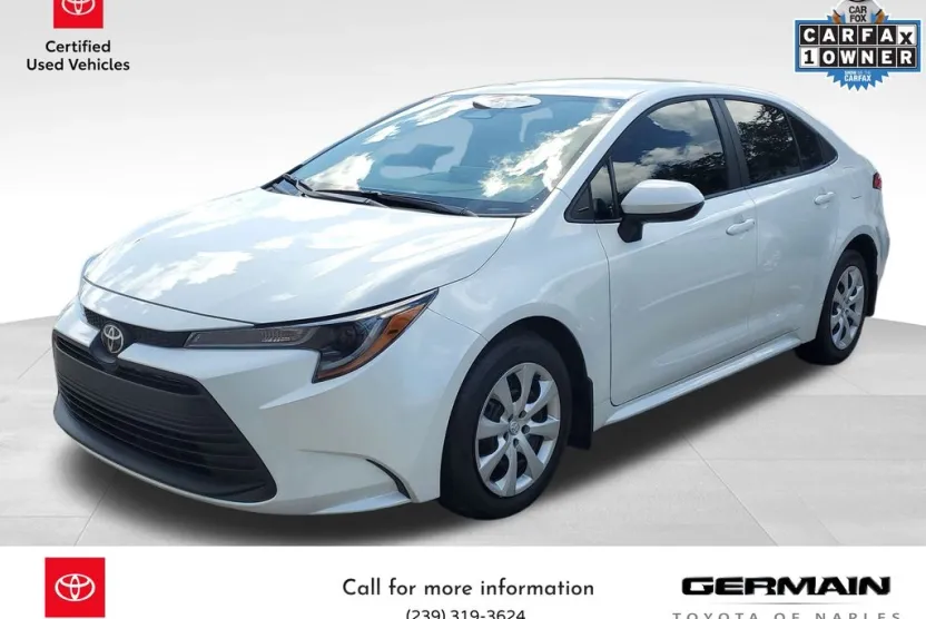 2025 Toyota Corolla LE photo 1