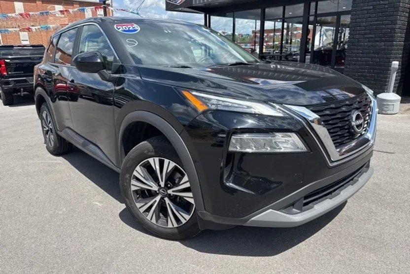 2023 Nissan Rogue SV photo 1
