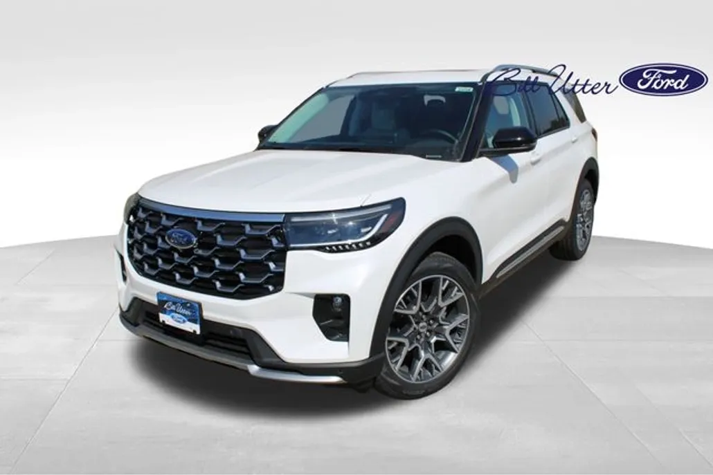 2025 Ford Explorer Platinum photo 1