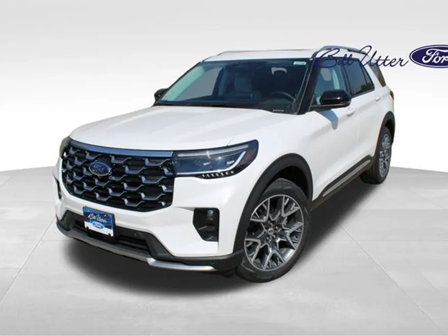 2025 Ford Explorer Platinum photo 1