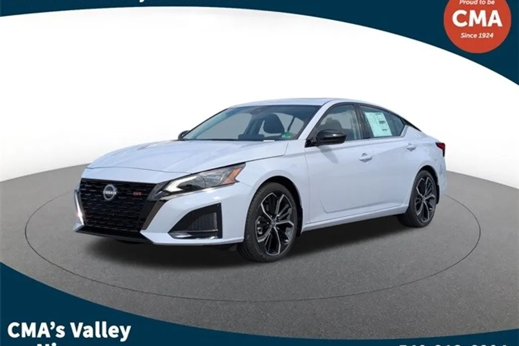 2025 Nissan Altima 2.5 SR photo 1
