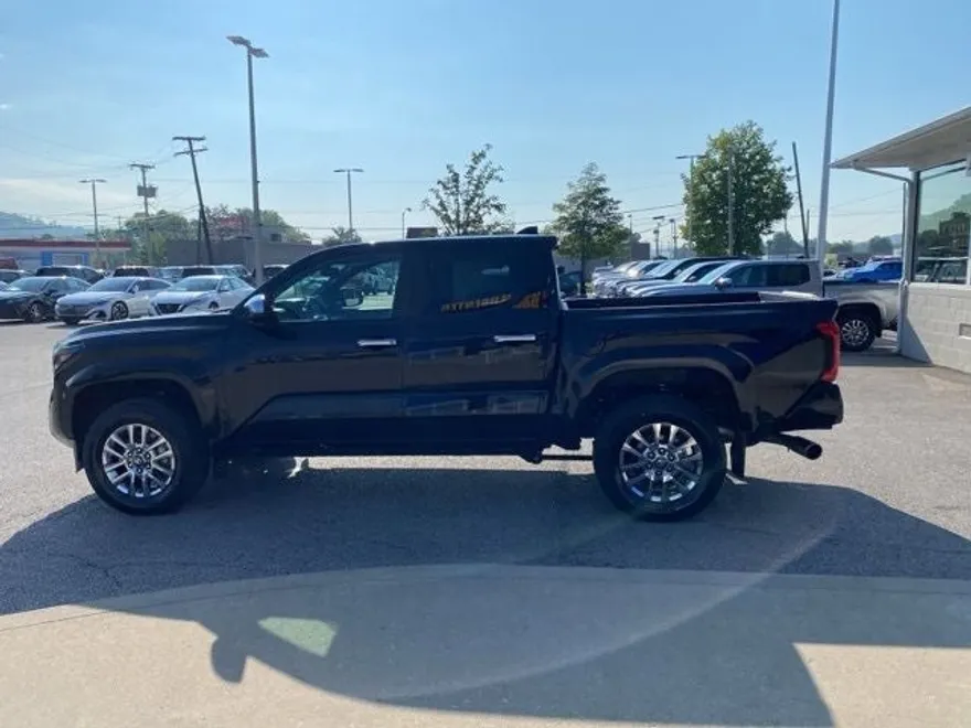 2024 Toyota Tacoma Limited photo 1