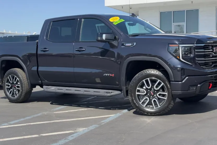 2026 Gmc Sierra 1500 AT4 photo 1