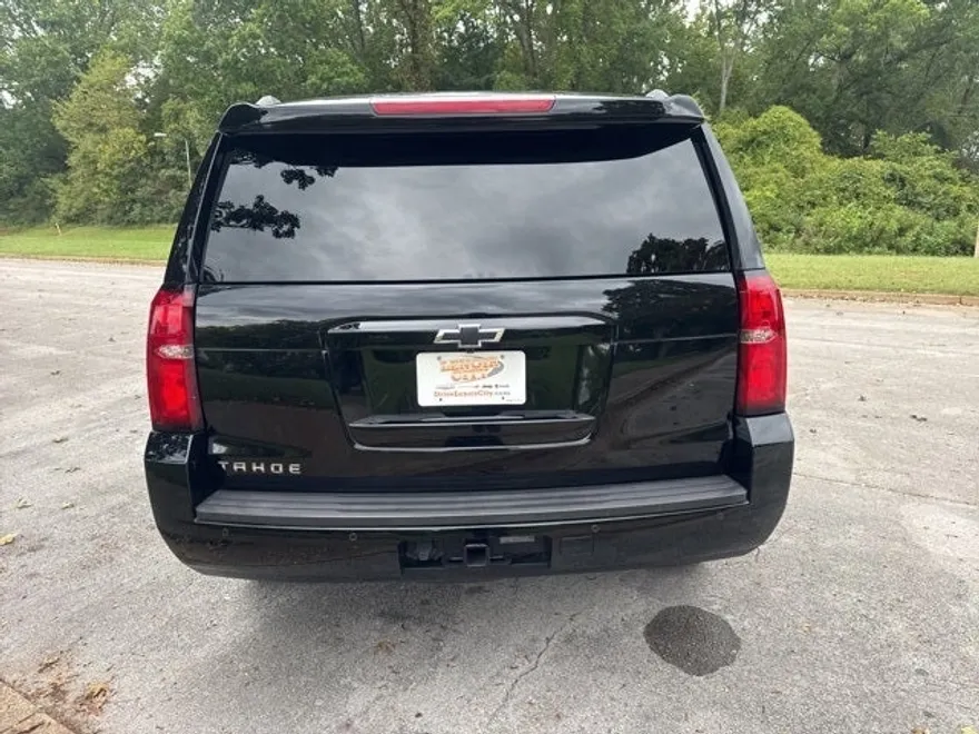 2019 Chevrolet Tahoe LS photo 1