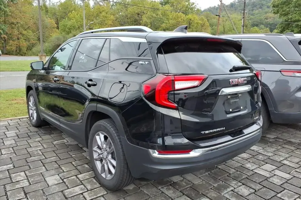 2023 Gmc Terrain SLT photo 1