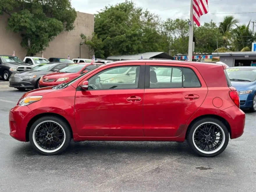 2008 Scion xD Base photo 1