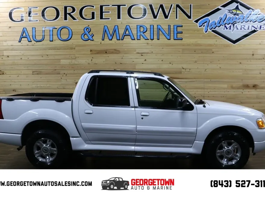 2004 Ford Explorer Sport Trac XLT photo 1