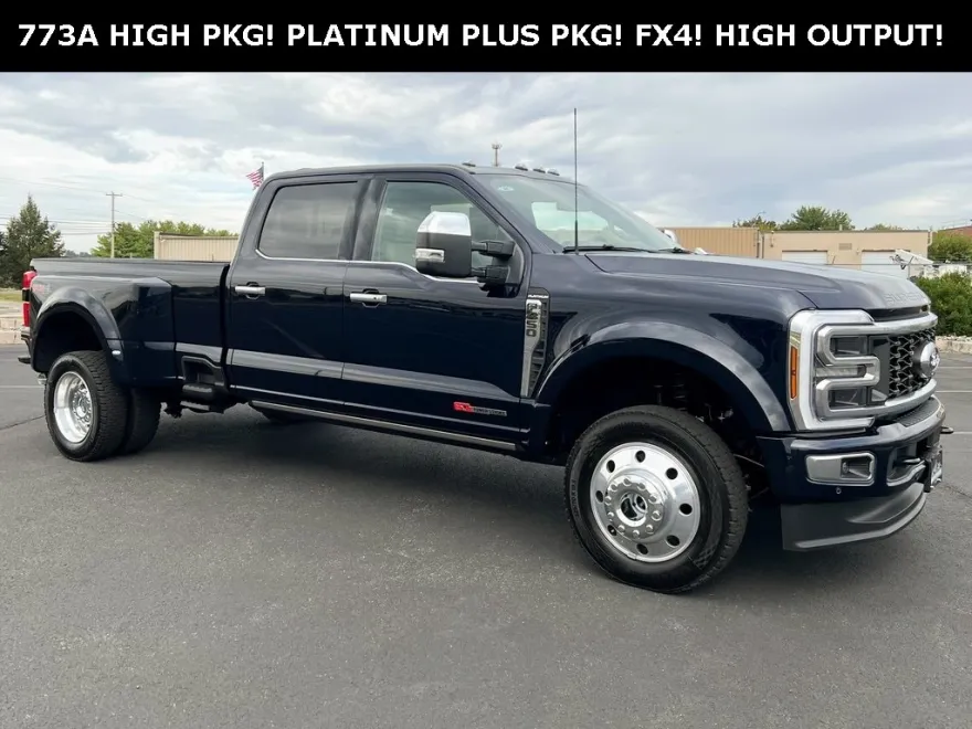 2025 Ford F-450 photo 1