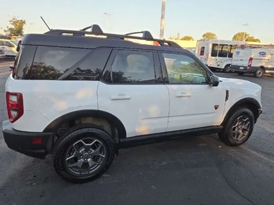2022 Ford Bronco Sport Badlands photo 1