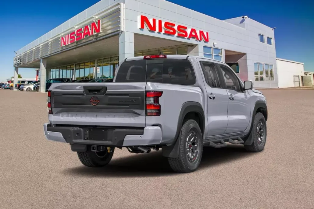 2025 Nissan Frontier Crew Cab PRO-4X photo 1