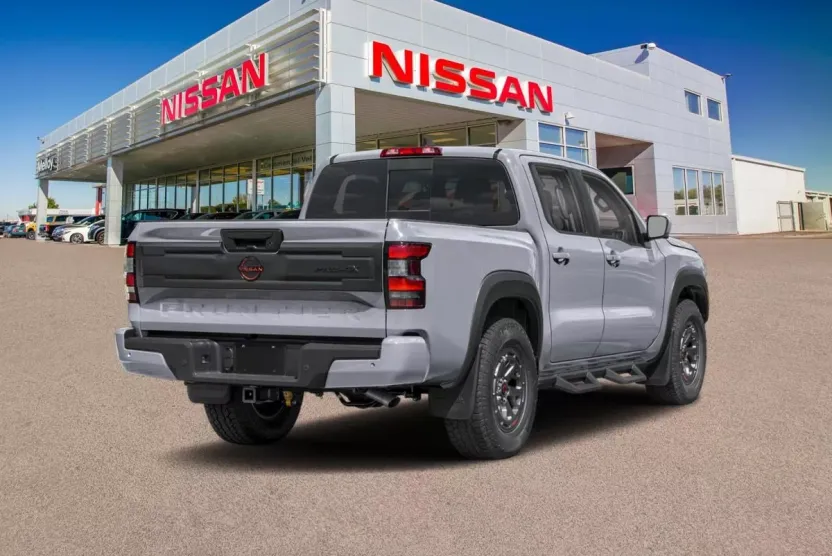 2025 Nissan Frontier Crew Cab PRO-4X photo 1