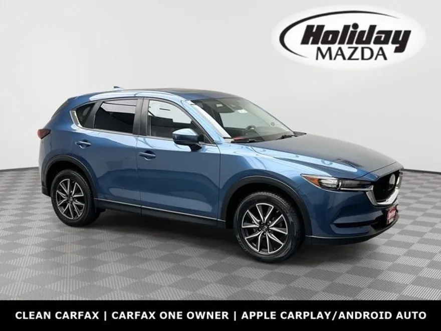 2018 Mazda CX-5 Touring photo 1