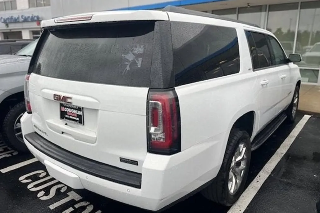 2019 Gmc Yukon XL SLT photo 1