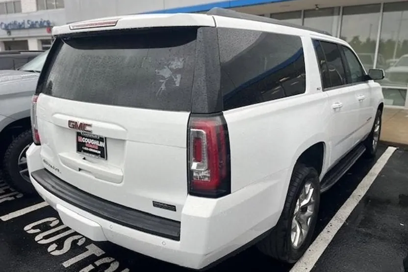 2019 Gmc Yukon XL SLT photo 1