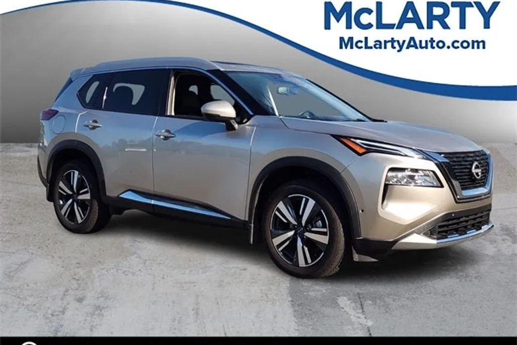2023 Nissan Rogue Platinum photo 1