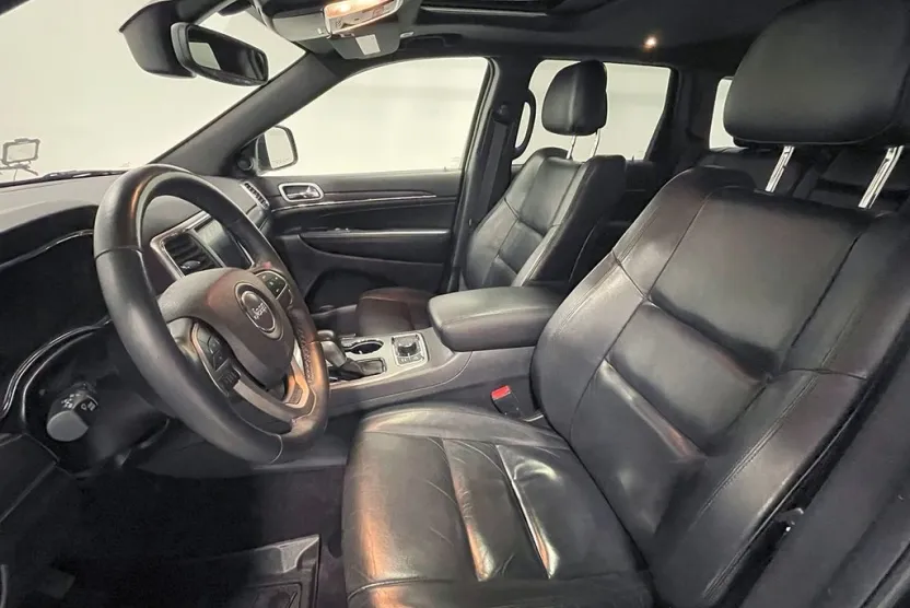 2018 Jeep Grand Cherokee Limited photo 1