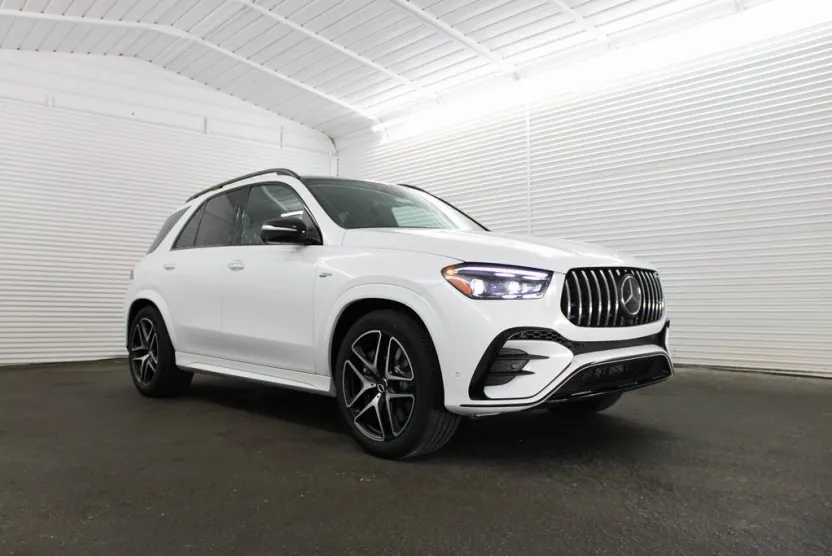 2026 Mercedes Benz GLE 53 AMG photo 1