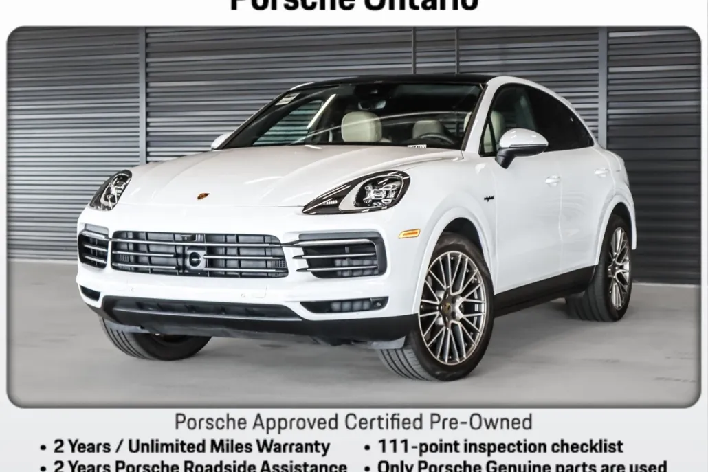2022 Porsche Cayenne Platinum Edition Hybrid Coupe photo 1