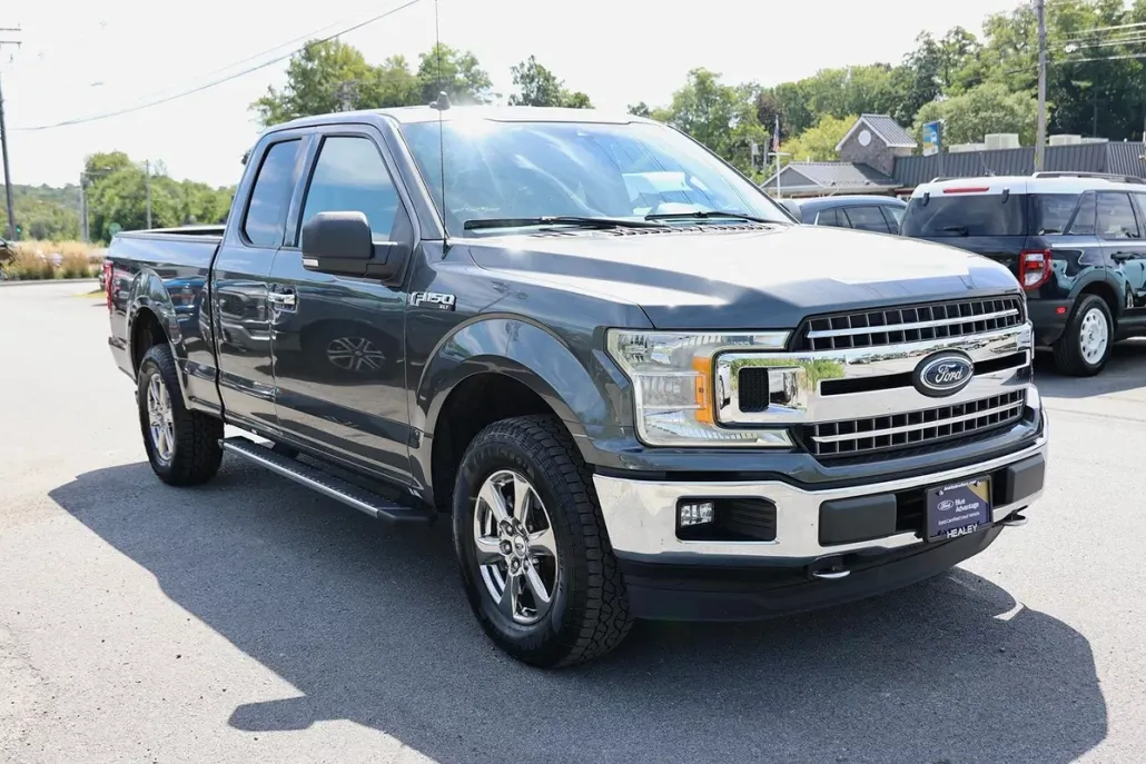 2020 Ford F-150 XLT photo 1