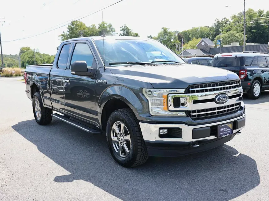 2020 Ford F-150 XLT photo 1