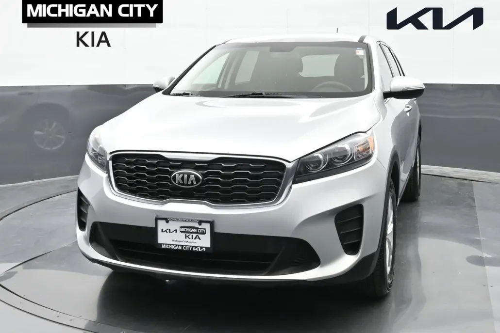 2019 Kia Sorento LX photo 1