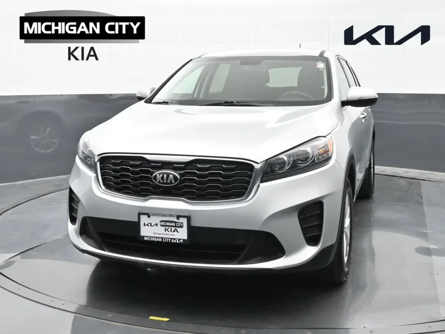 2019 Kia Sorento LX photo 1