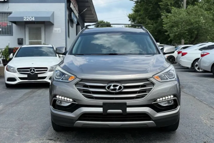2017 Hyundai Santa Fe Premium 2.0T Limited Ultimate photo 1