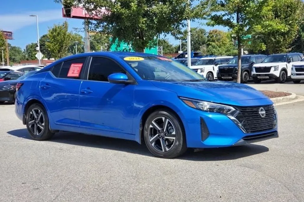 2024 Nissan Sentra SV photo 1
