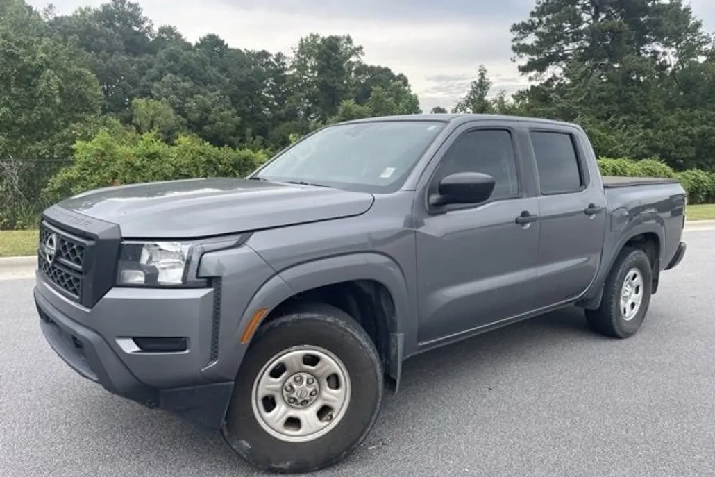 2022 Nissan Frontier S photo 1