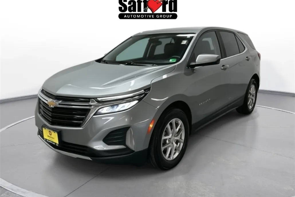 2024 Chevrolet Equinox LT photo 1