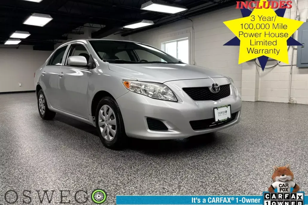 2009 Toyota Corolla LE photo 1