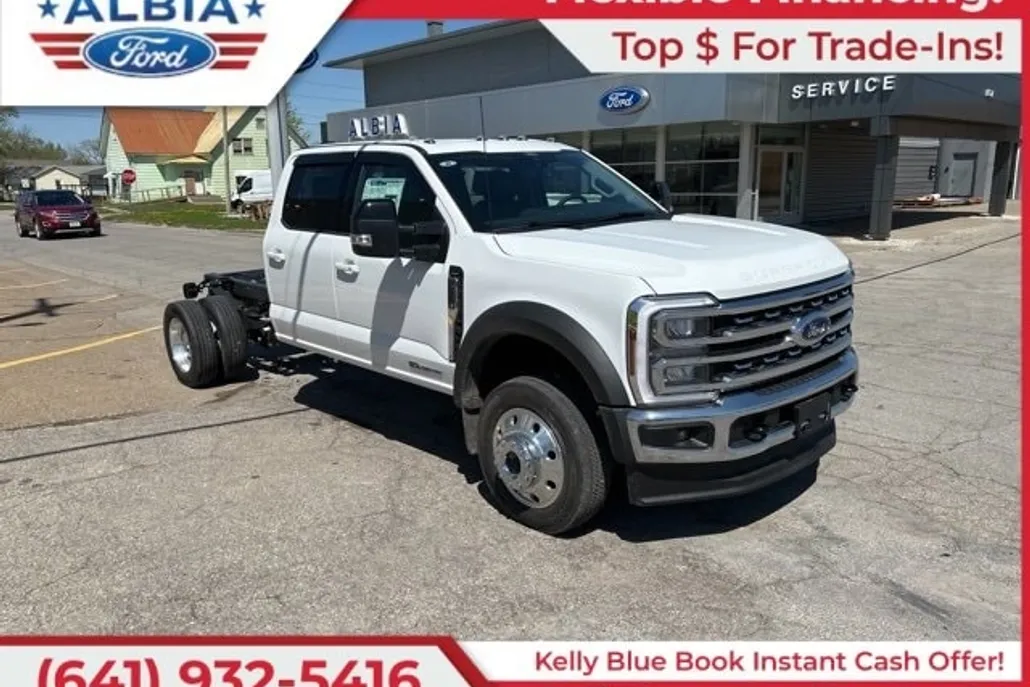 2025 Ford F-550 photo 1