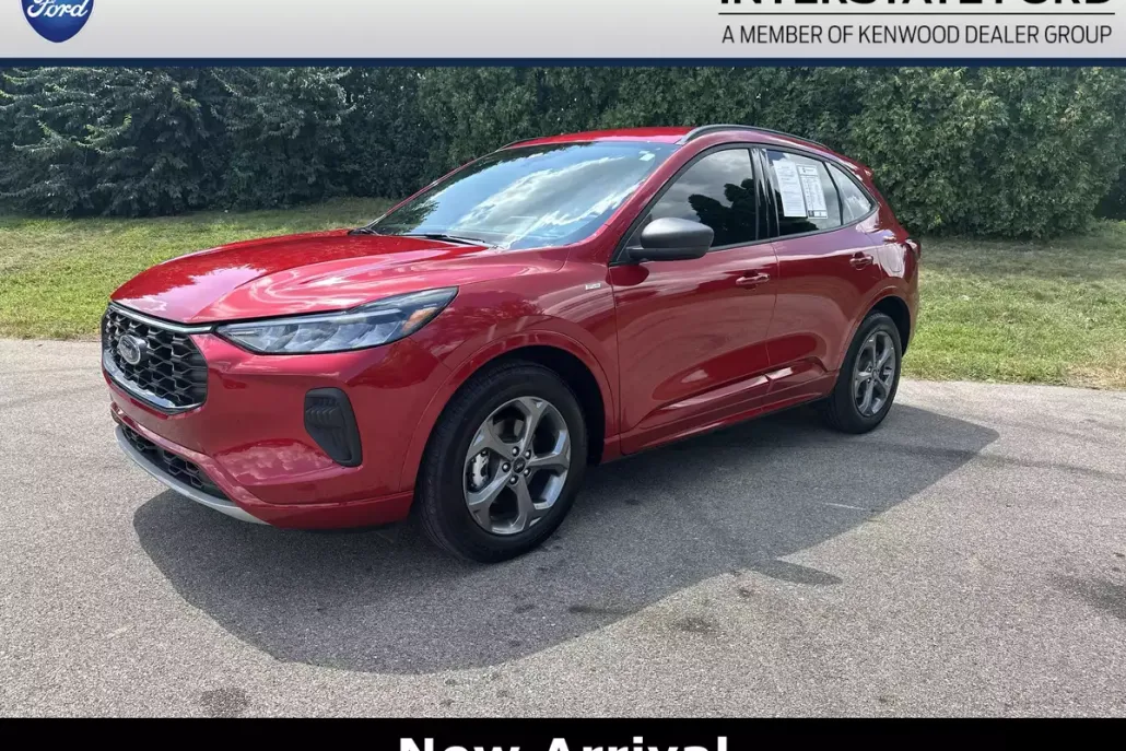 2024 Ford Escape ST-Line photo 1