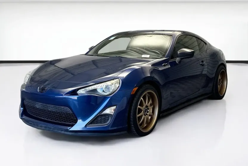 2014 Scion FR-S photo 1