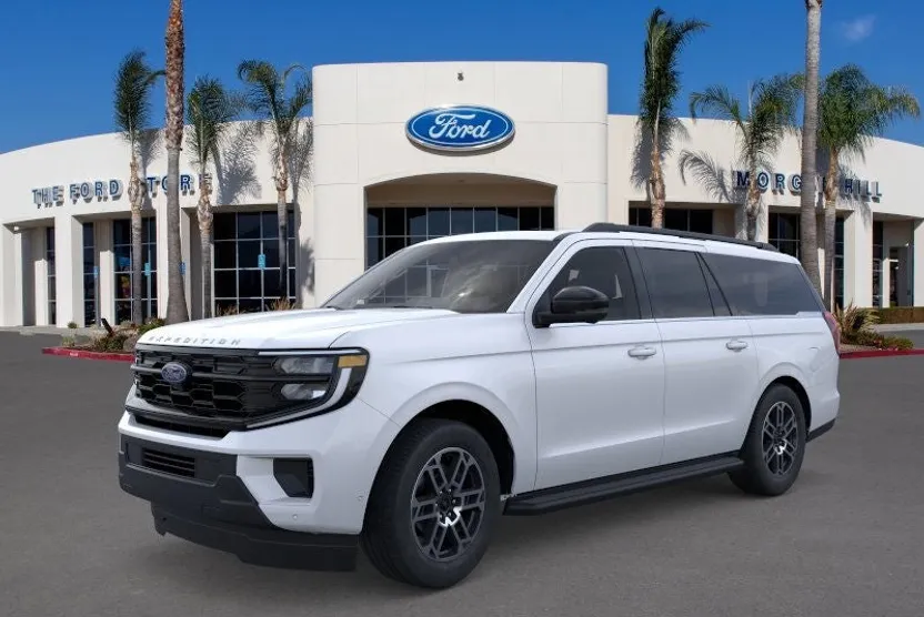 2025 Ford Expedition MAX photo 1