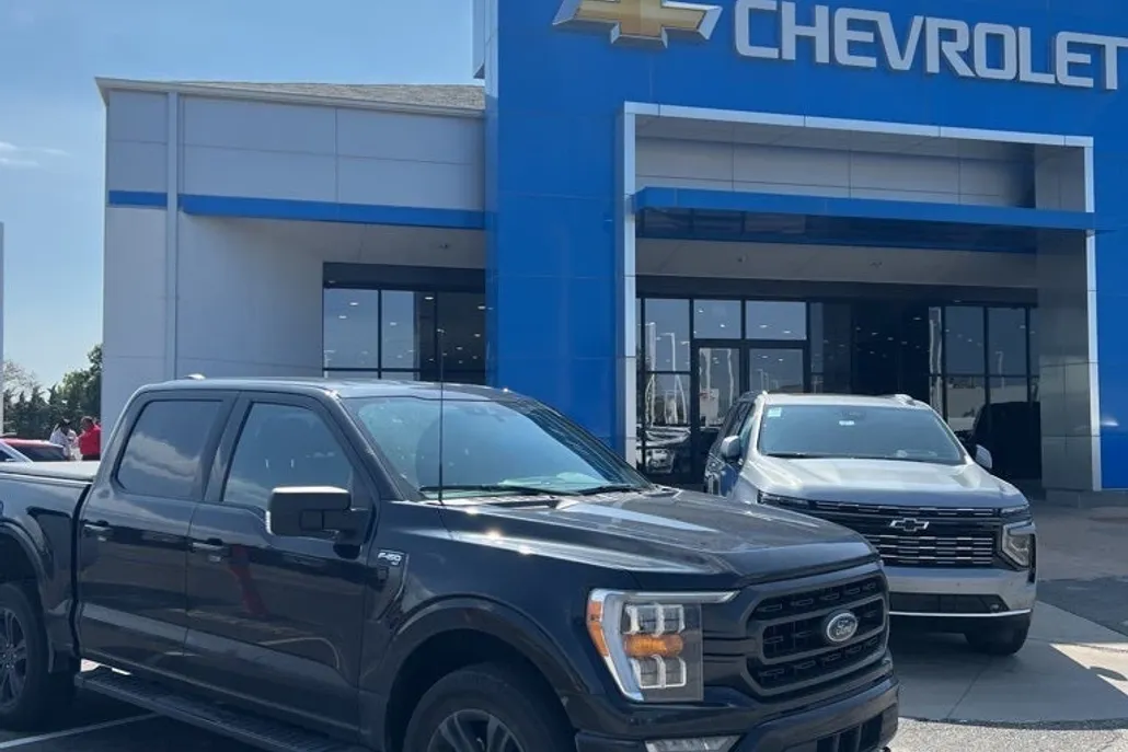 2021 Ford F-150 XLT photo 1