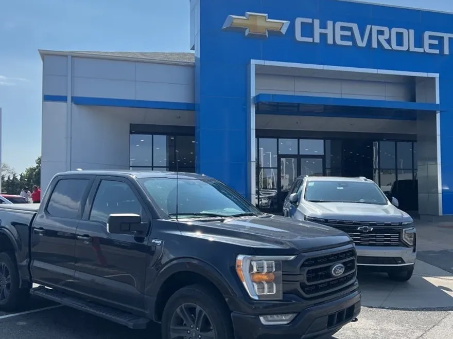 2021 Ford F-150 XLT photo 1