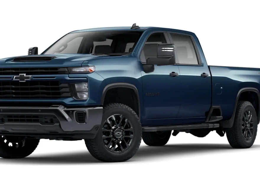 2025 Chevrolet Silverado 2500HD Custom photo 1