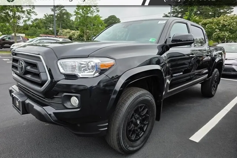 2022 Toyota Tacoma 4x4 Double Cab SR5 photo 1