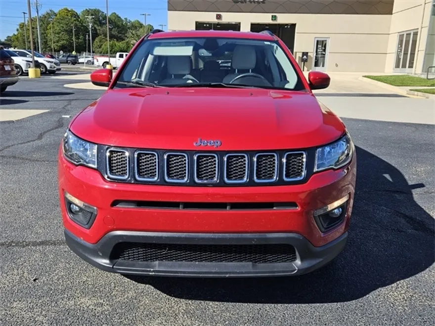 2019 Jeep Compass Latitude photo 1