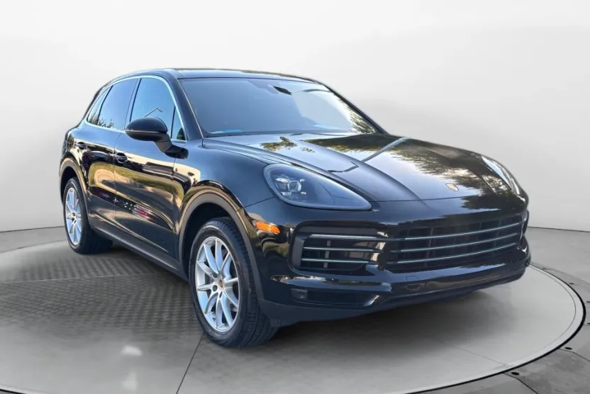 2020 Porsche Cayenne photo 1