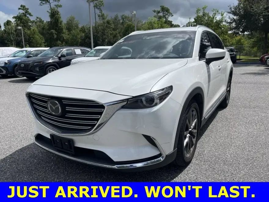 2016 Mazda CX-9 Signature photo 1