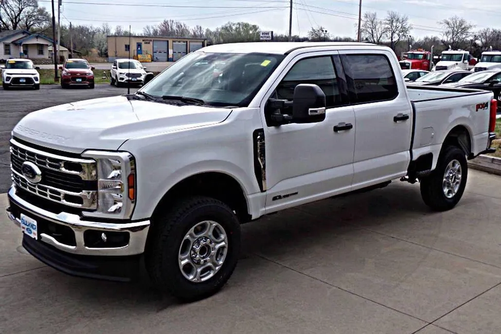 2025 Ford F-250 XLT photo 1