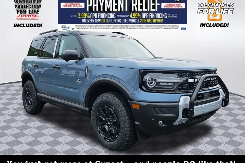 2025 Ford Bronco Sport Outer Banks photo 1