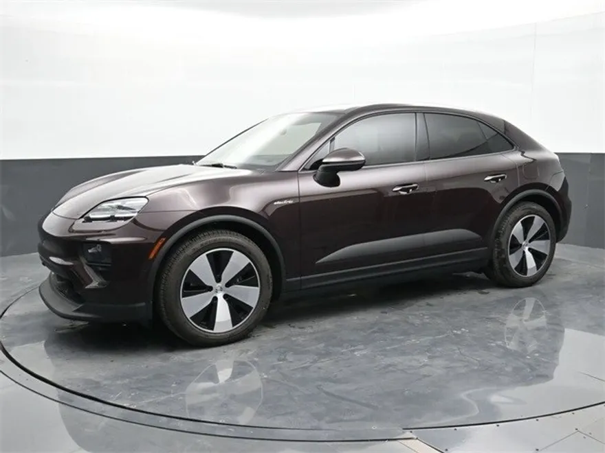 2024 Porsche Macan Electric 4 photo 1